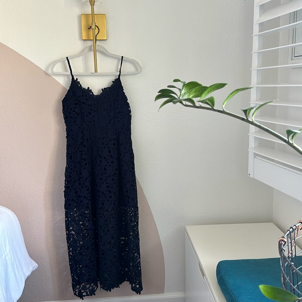 Jun & Ivy navy dress appliqué size S